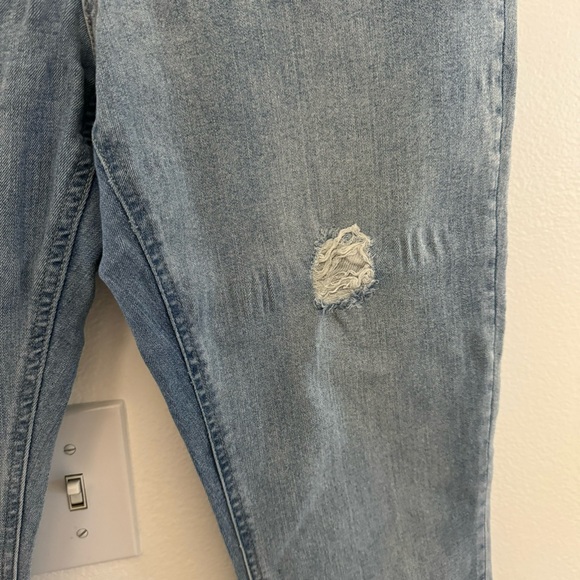 Buffalo David Britton Jess RIP & Repair Mid -Rise Skinny - Picture 2 of 8